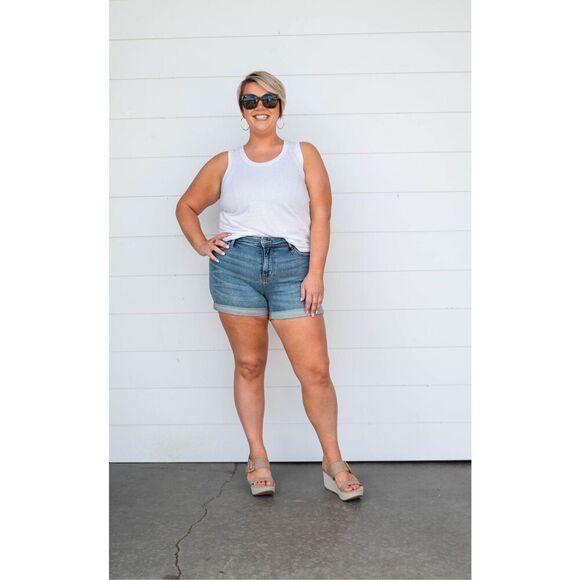 Judy Blue Mid-Rise Classic Cuffed Denim Shorts - Medium Wash, 3XL, NWT - Picture 1 of 16